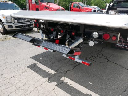 2023 RAM 5500 with a 20' Aluminum Jerr-Dan Rollback - Image 13