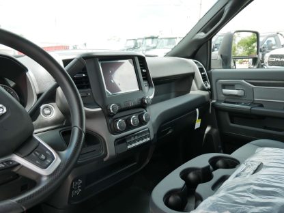 2023 RAM 5500 with a 20' Aluminum Jerr-Dan Rollback - Image 3