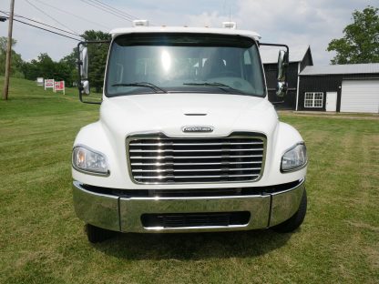 2018 Freightliner M2 106 - Aluminum Bed Rollback - Image 16