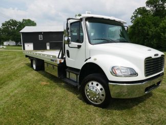 2018 Freightliner M2 106 - Aluminum Bed Rollback