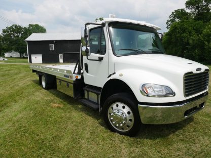 2018 Freightliner M2 106 - Aluminum Bed Rollback