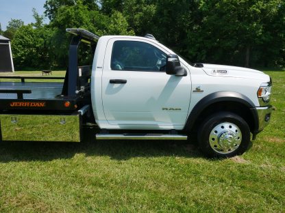 2023 RAM 5500 with a 20' Steel Jerr-Dan Rollback - Image 11