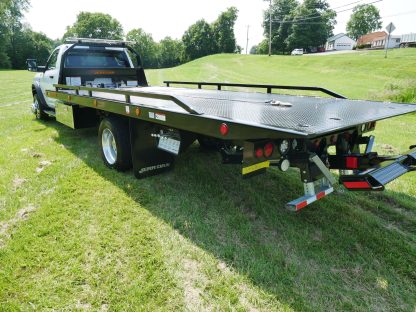 2023 RAM 5500 with a 20' Steel Jerr-Dan Rollback - Image 6