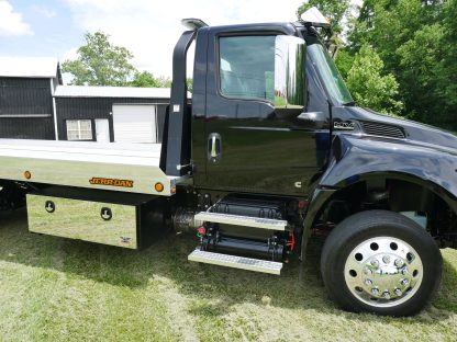 2025 International MV607 - Jerr-Dan Rollback