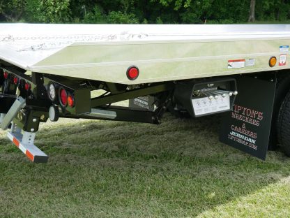 2025 International MV607 - Jerr-Dan Rollback - Image 14
