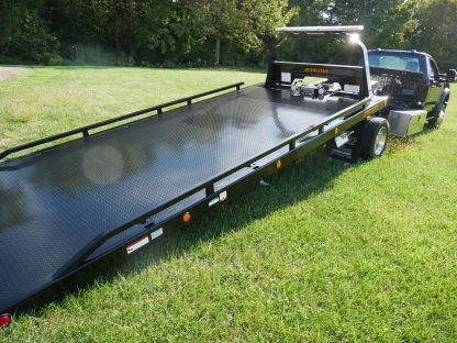 2024 Ford F550 - Diesel - Steel Jerr-Dan Rollback - Image 3